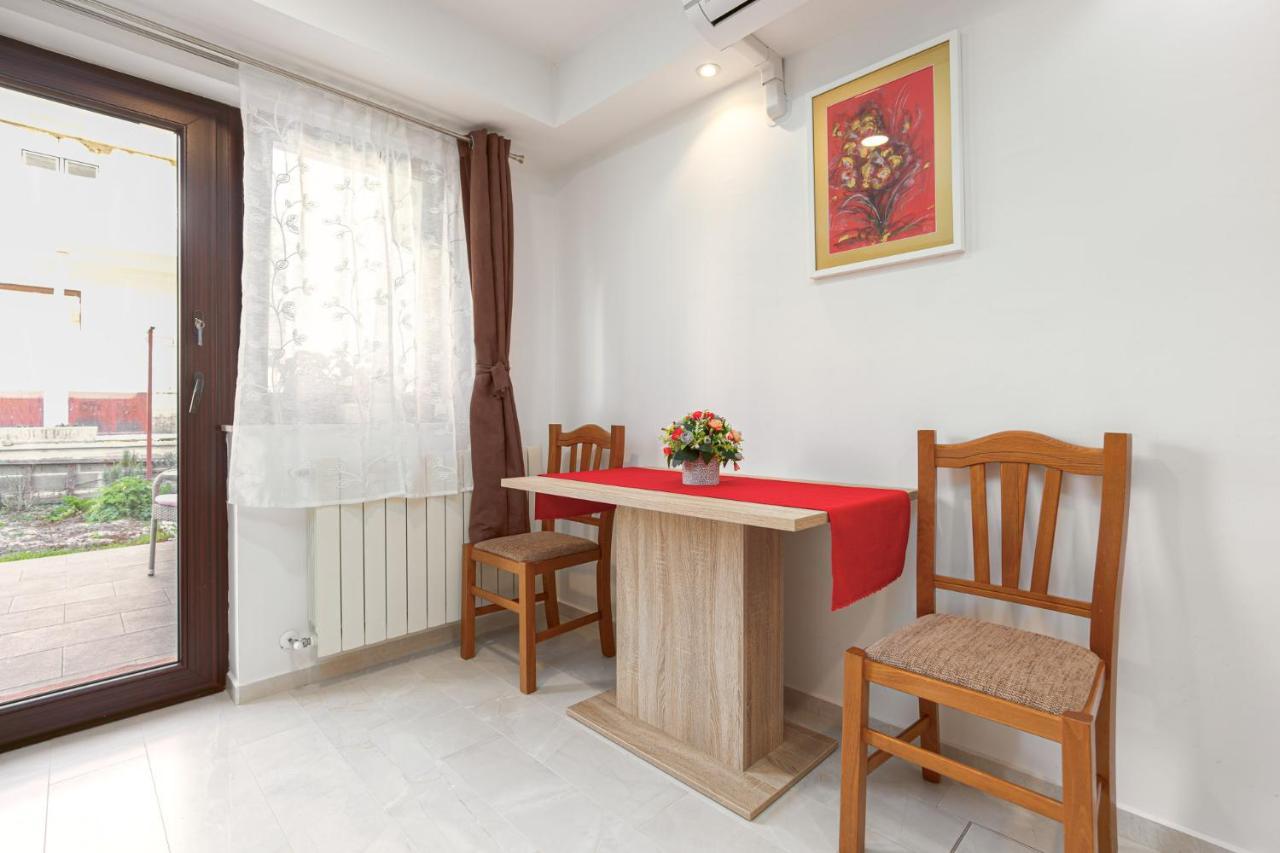 Alex - 100 Meters From Porec